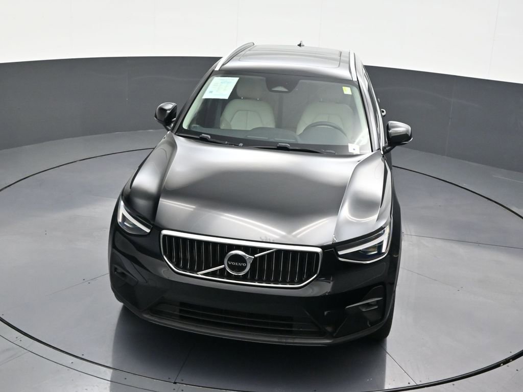 Certified 2023 Volvo XC40 B5 Ultimate w/ Protection Package image 23