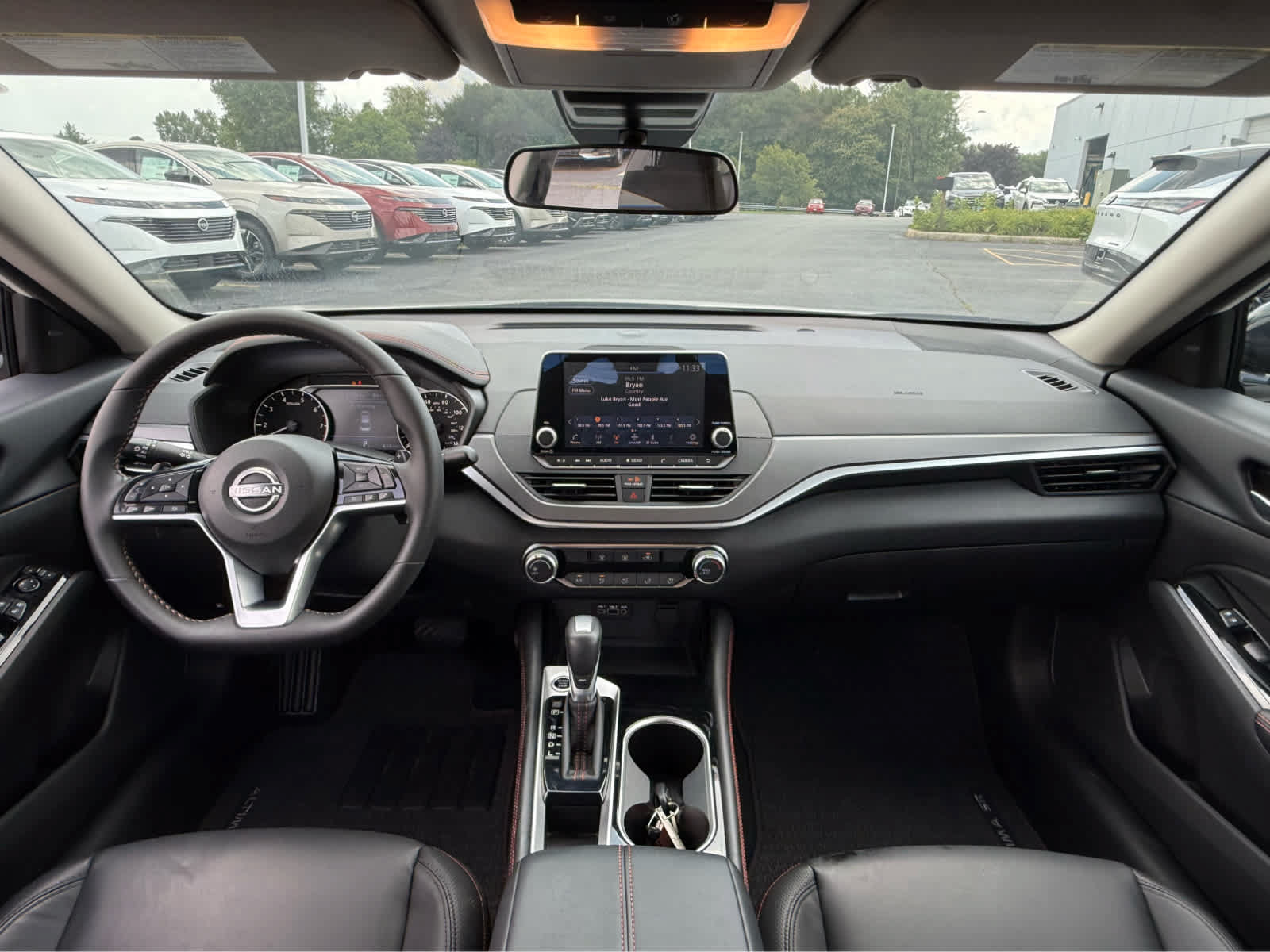 Used 2025 Nissan Altima 2.5 SR FWD image 15