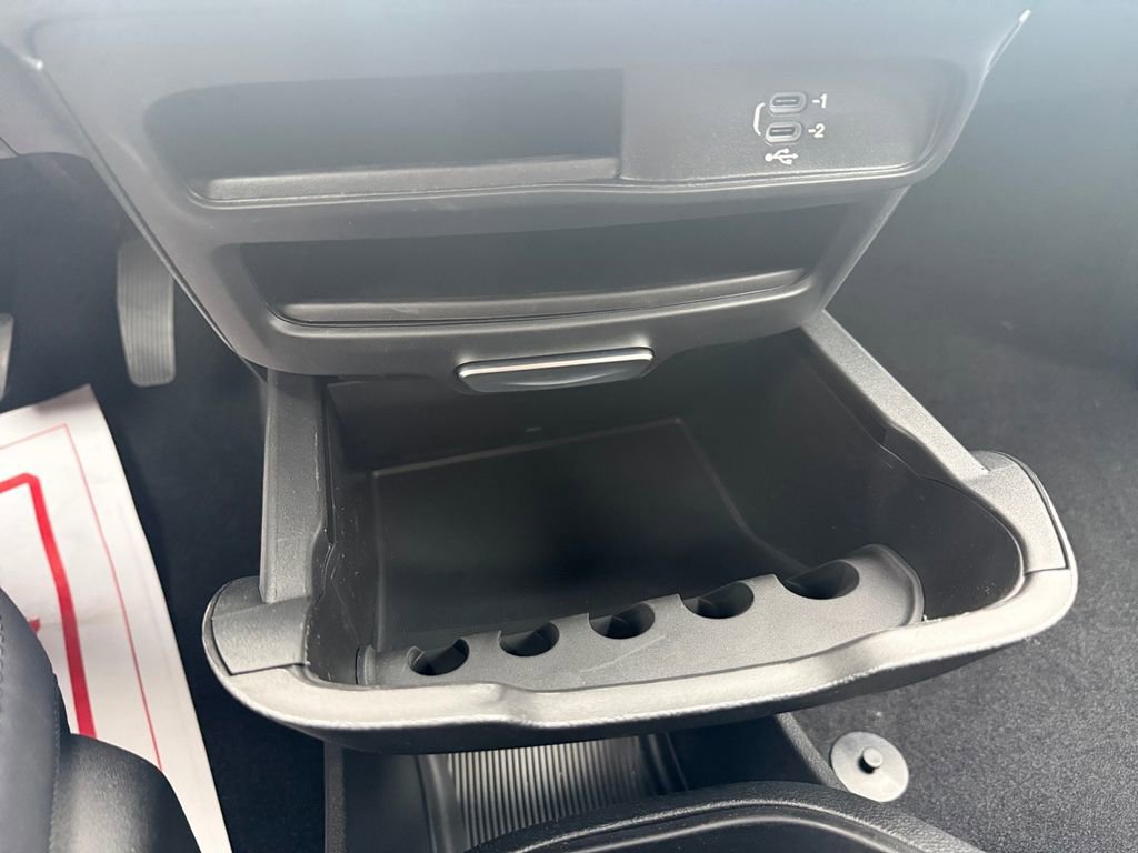 New 2026 Chrysler Pacifica Select FWD image 27