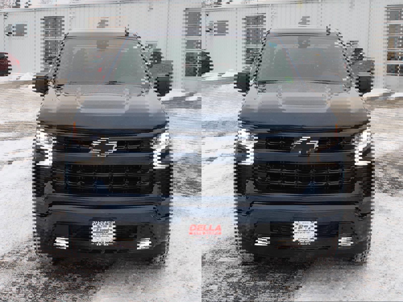 Used 2023 Chevrolet Silverado 1500 RST image 2