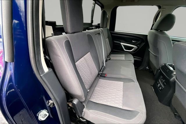 Used 2021 Nissan Titan SV w/ SV Convenience Package image 17