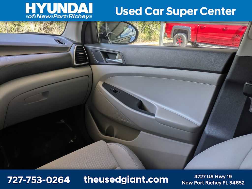 Used 2021 Hyundai Tucson Value FWD image 17
