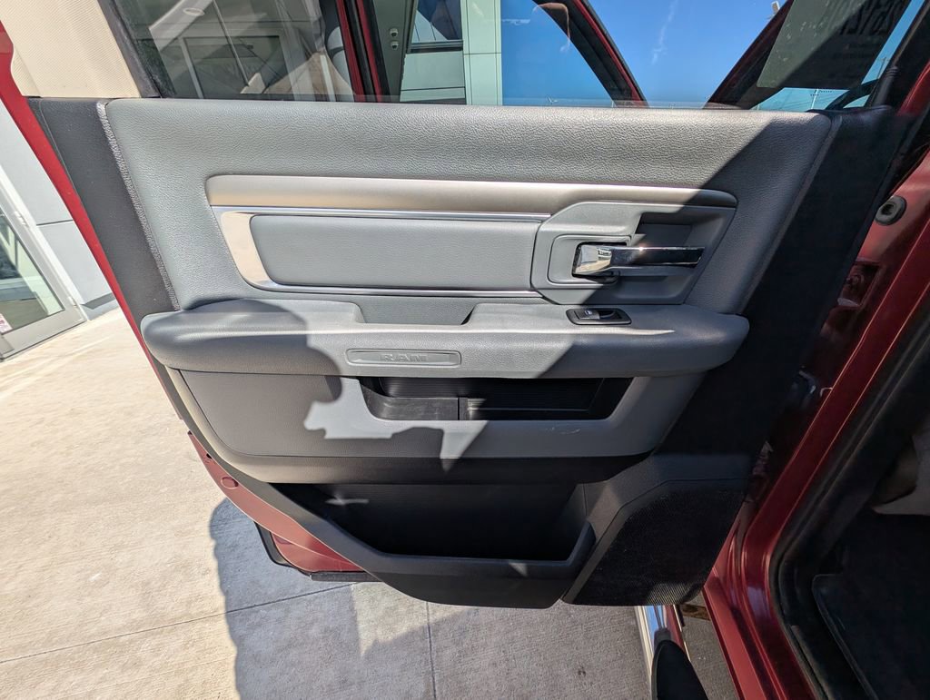 Used 2015 RAM 1500 Big Horn image 39