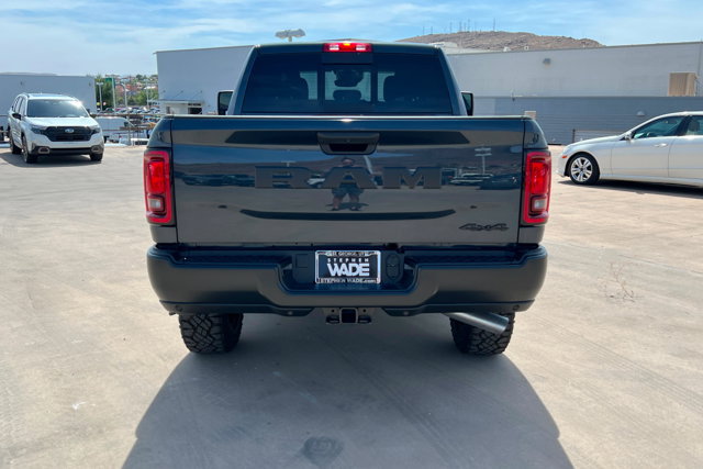 New 2026 RAM 2500 Warlock AWD/4WD image 4