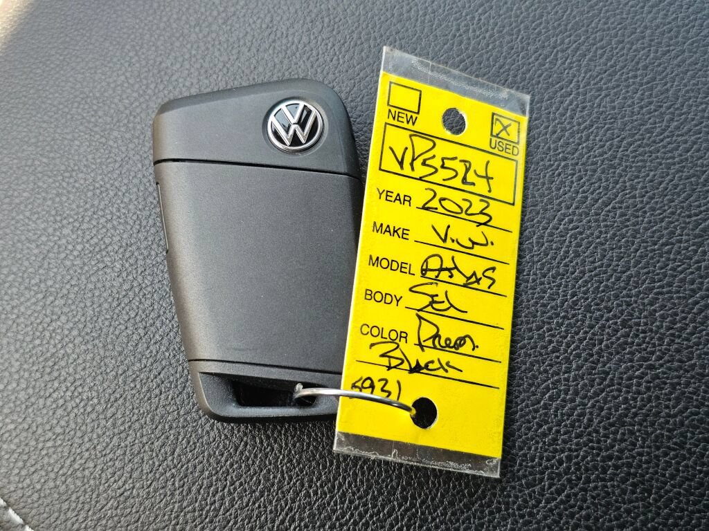 Certified 2023 Volkswagen Atlas SEL Premium AWD/4WD image 32