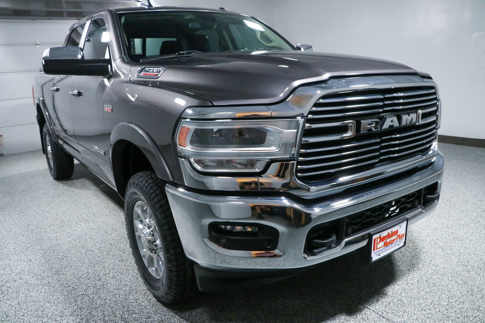 Used 2022 RAM 2500 Laramie w/ Protection Group AWD/4WD image 5
