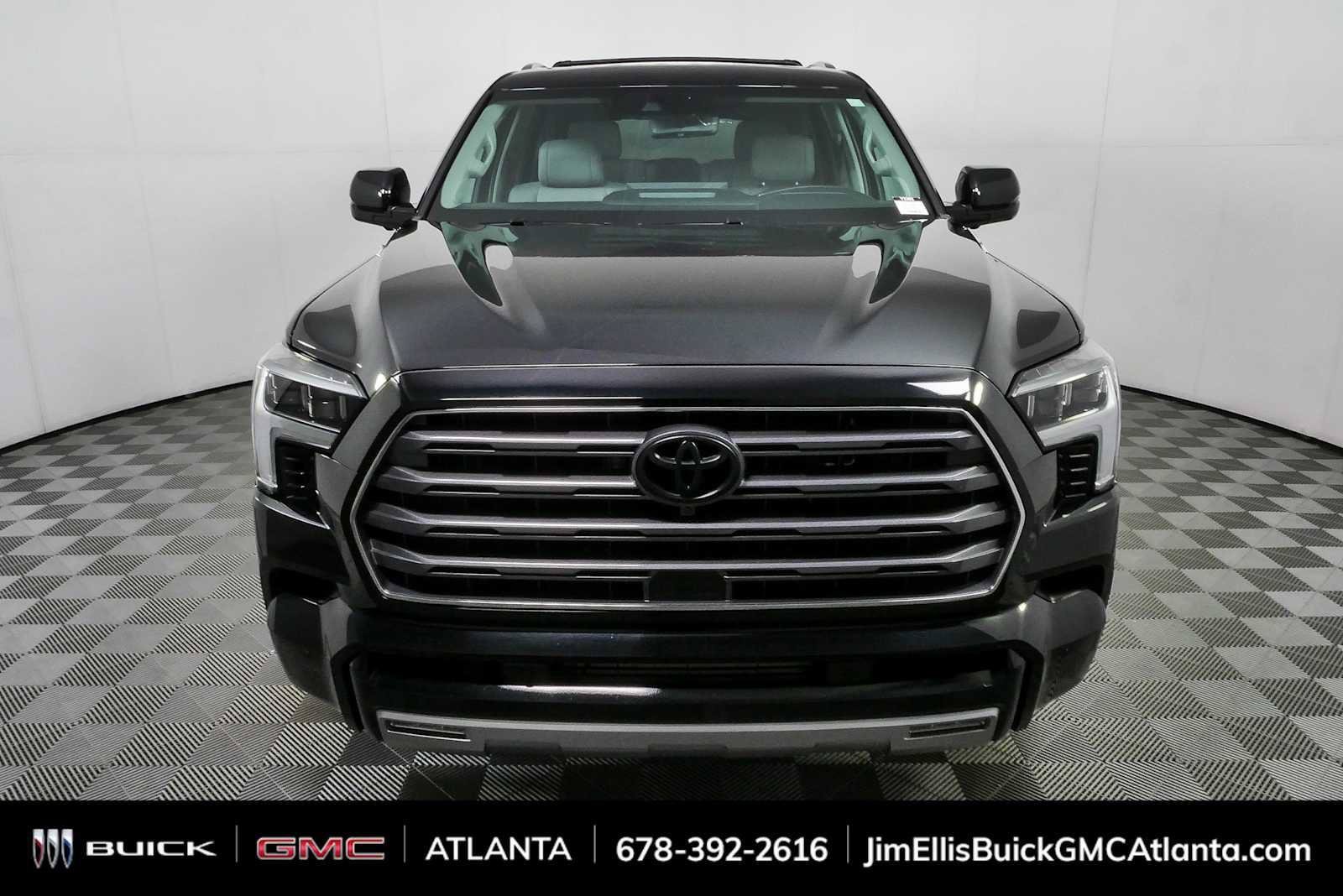 Used 2024 Toyota Sequoia Limited w/ Tow Technology Package AWD/4WD image 35