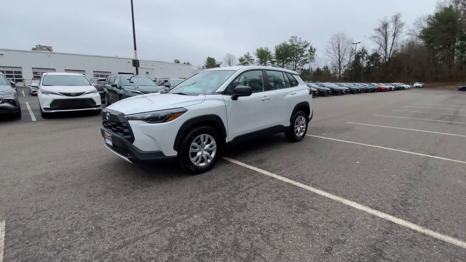 Certified 2026 Toyota Corolla Cross L AWD/4WD image 7