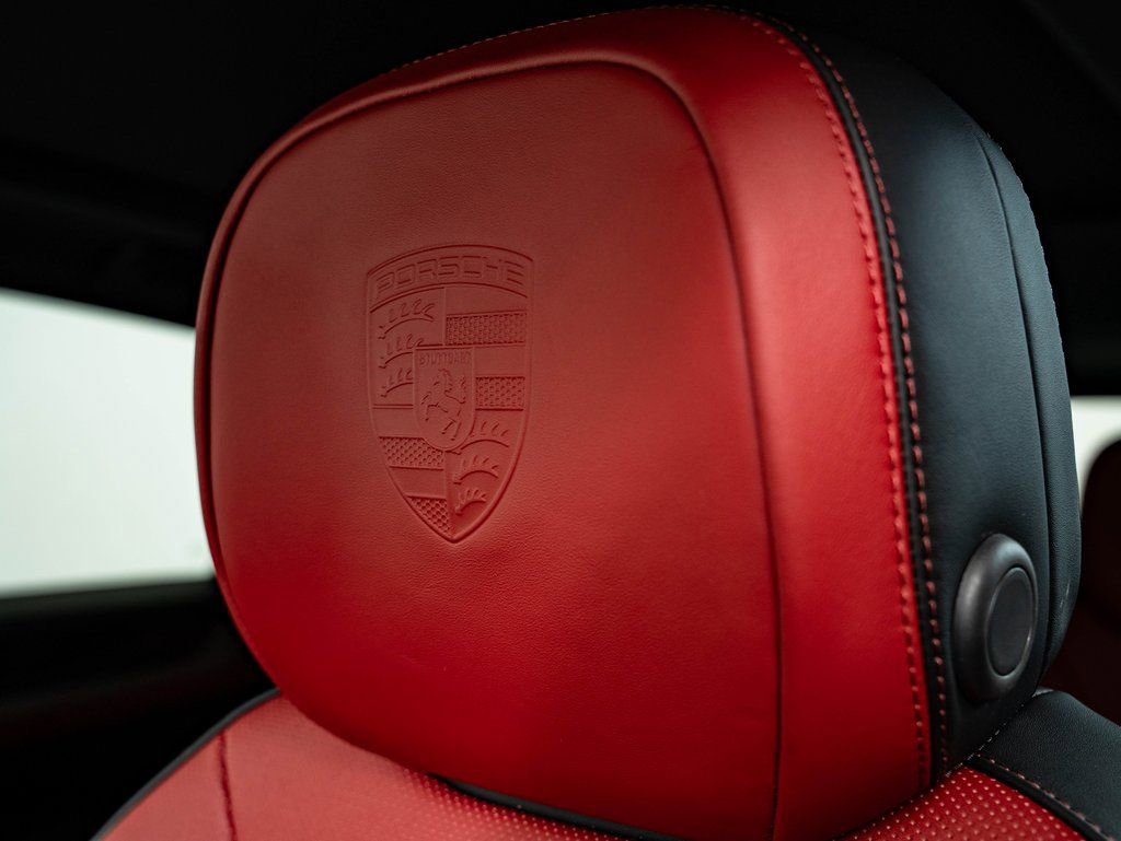 New 2026 Porsche Cayenne image 24