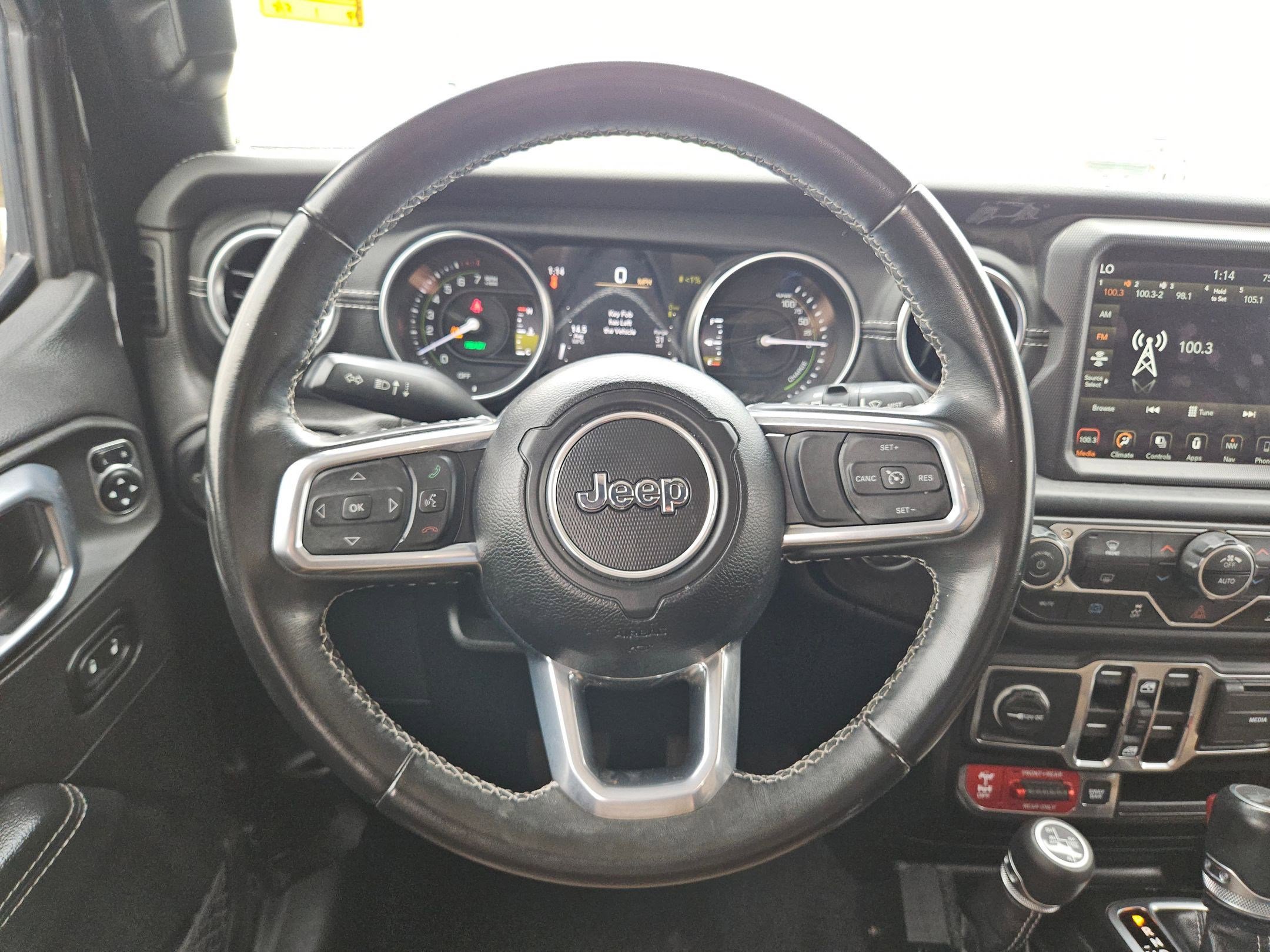 Used 2022 Jeep Wrangler Unlimited Rubicon 4xe AWD/4WD image 18