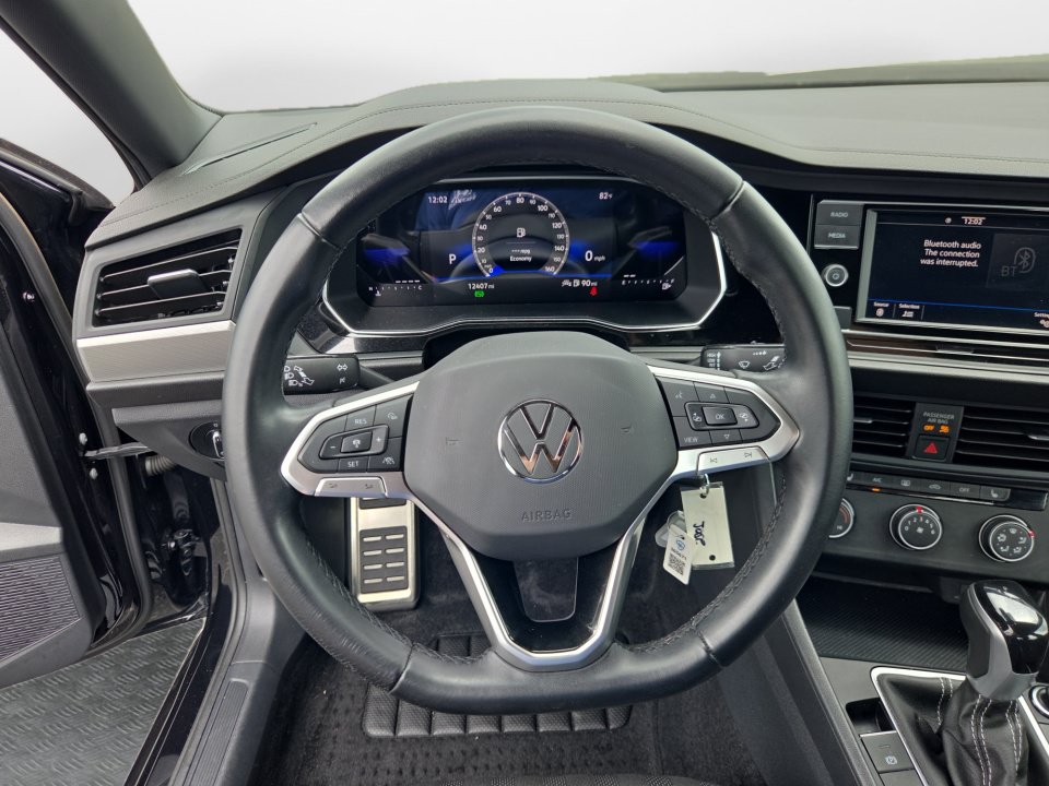 Used 2024 Volkswagen Jetta Sport FWD image 13