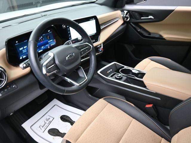 Used 2025 Chevrolet Equinox ACTIV w/ Safety and Technology Package image 18