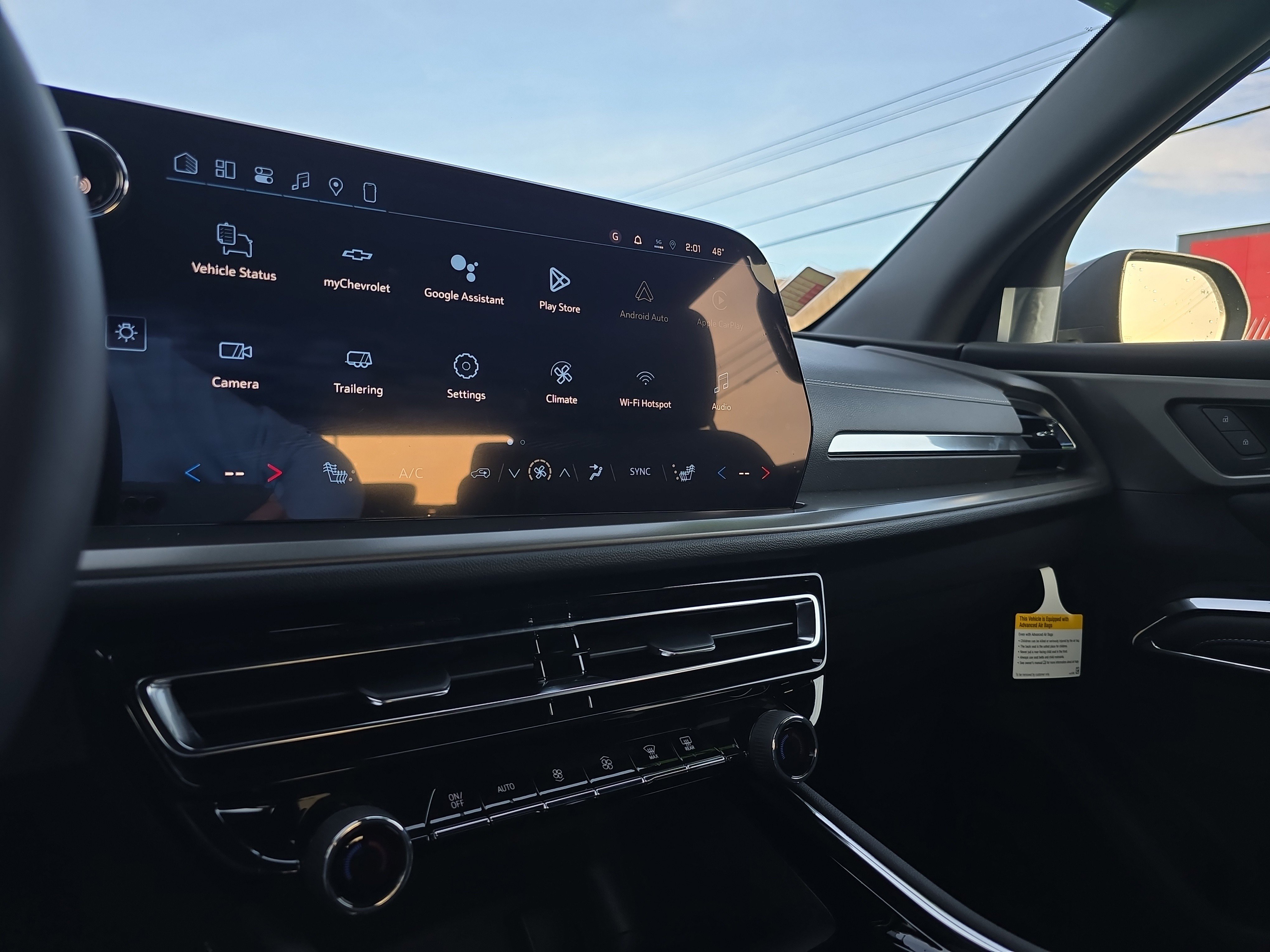 New 2026 Chevrolet Traverse LT image 25