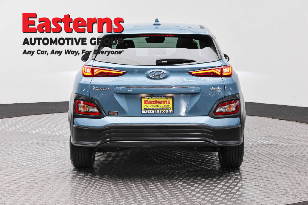 Used 2021 Hyundai Kona Limited FWD image 7
