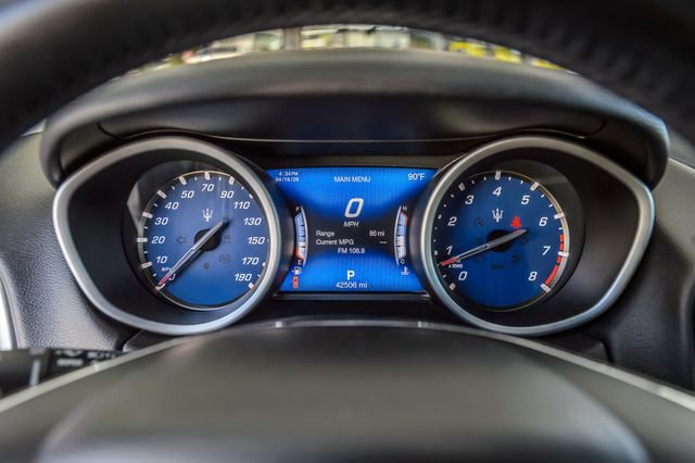 Used 2018 Maserati Ghibli RWD image 17