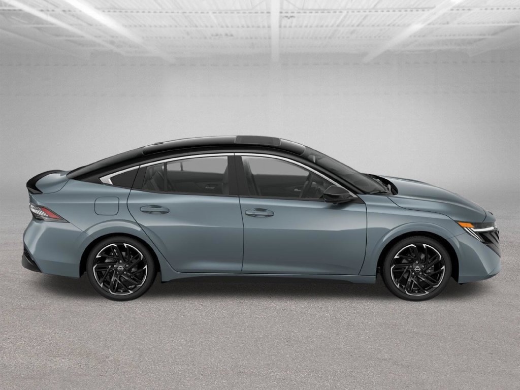 New 2026 Nissan Sentra SR w/ SR Premium Package FWD image 9