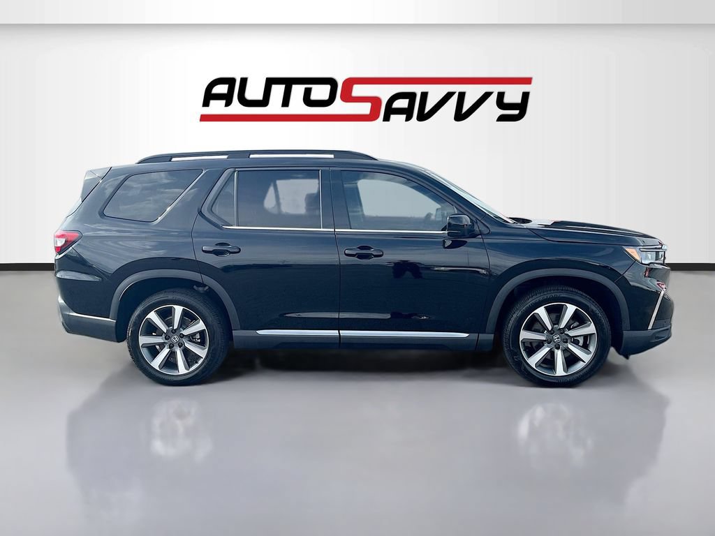 Used 2025 Honda Pilot Elite image 8