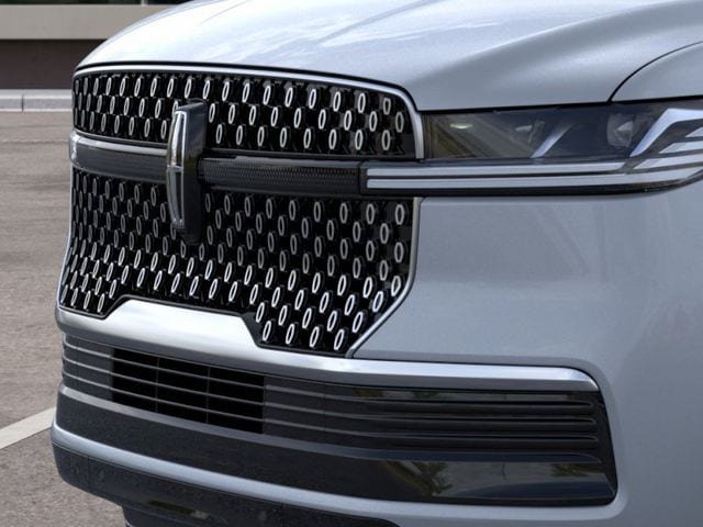 New 2026 Lincoln Navigator Reserve AWD/4WD image 17