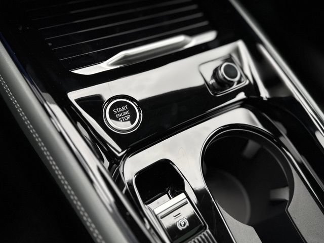New 2026 Audi Q3 quattro 2.0T AWD/4WD image 27