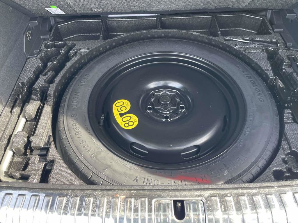 Used 2025 Audi Q3 2.0T Premium image 12