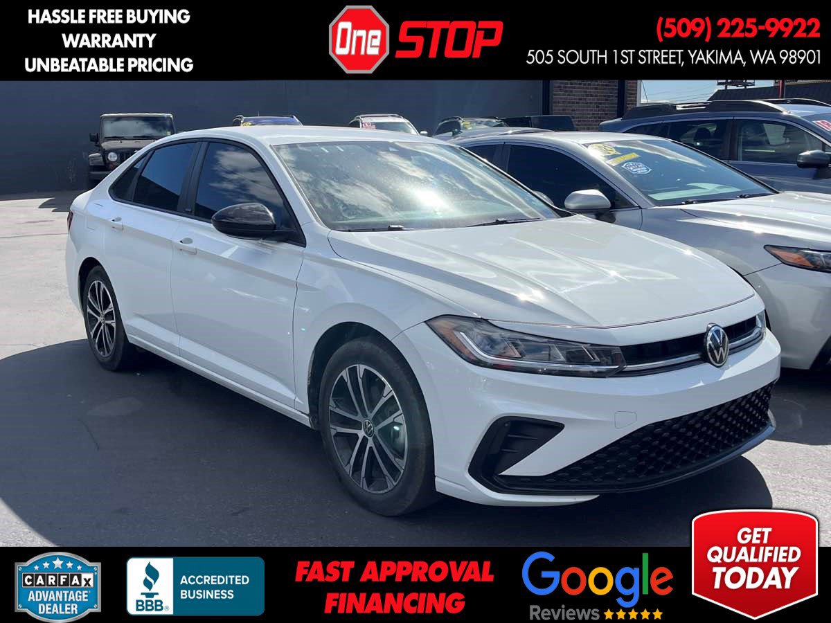 Used 2025 Volkswagen Jetta Sport FWD image 1