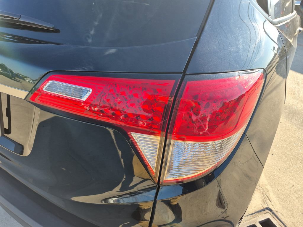 Used 2022 Honda HR-V EX image 28