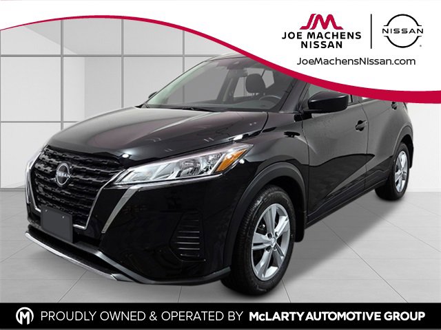 New 2025 Nissan Kicks Play S image 1