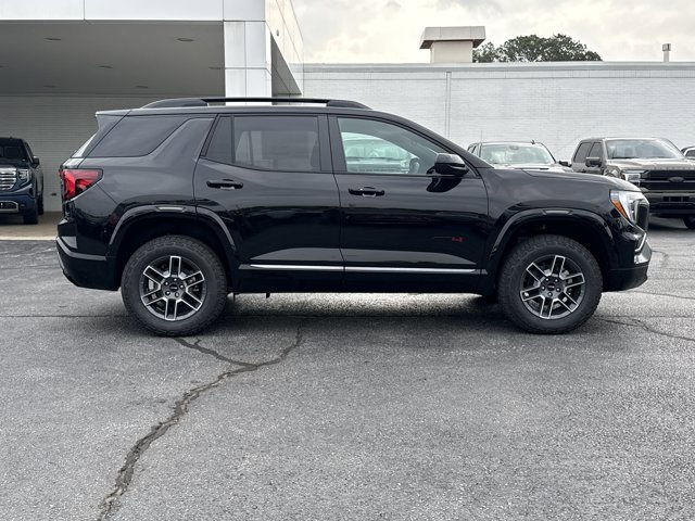 New 2026 GMC Terrain AT4 AWD/4WD image 2