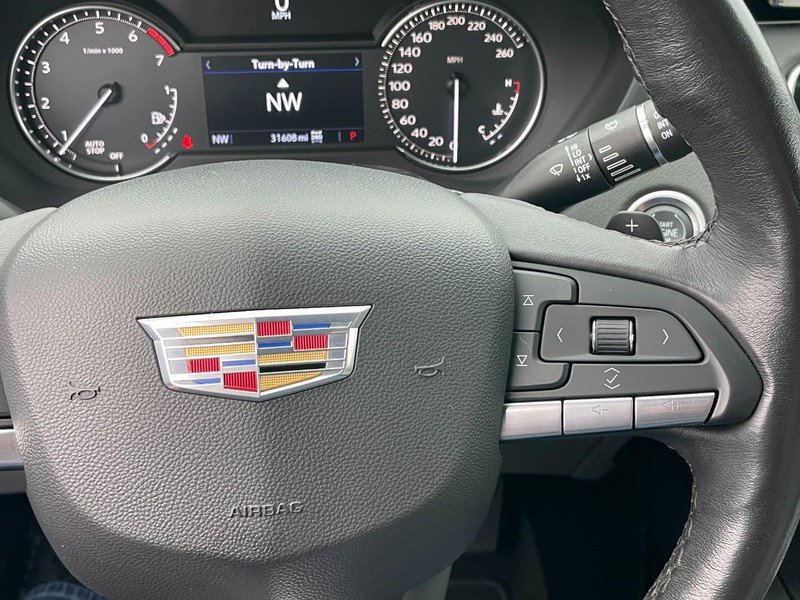 Used 2023 Cadillac XT4 Luxury image 27