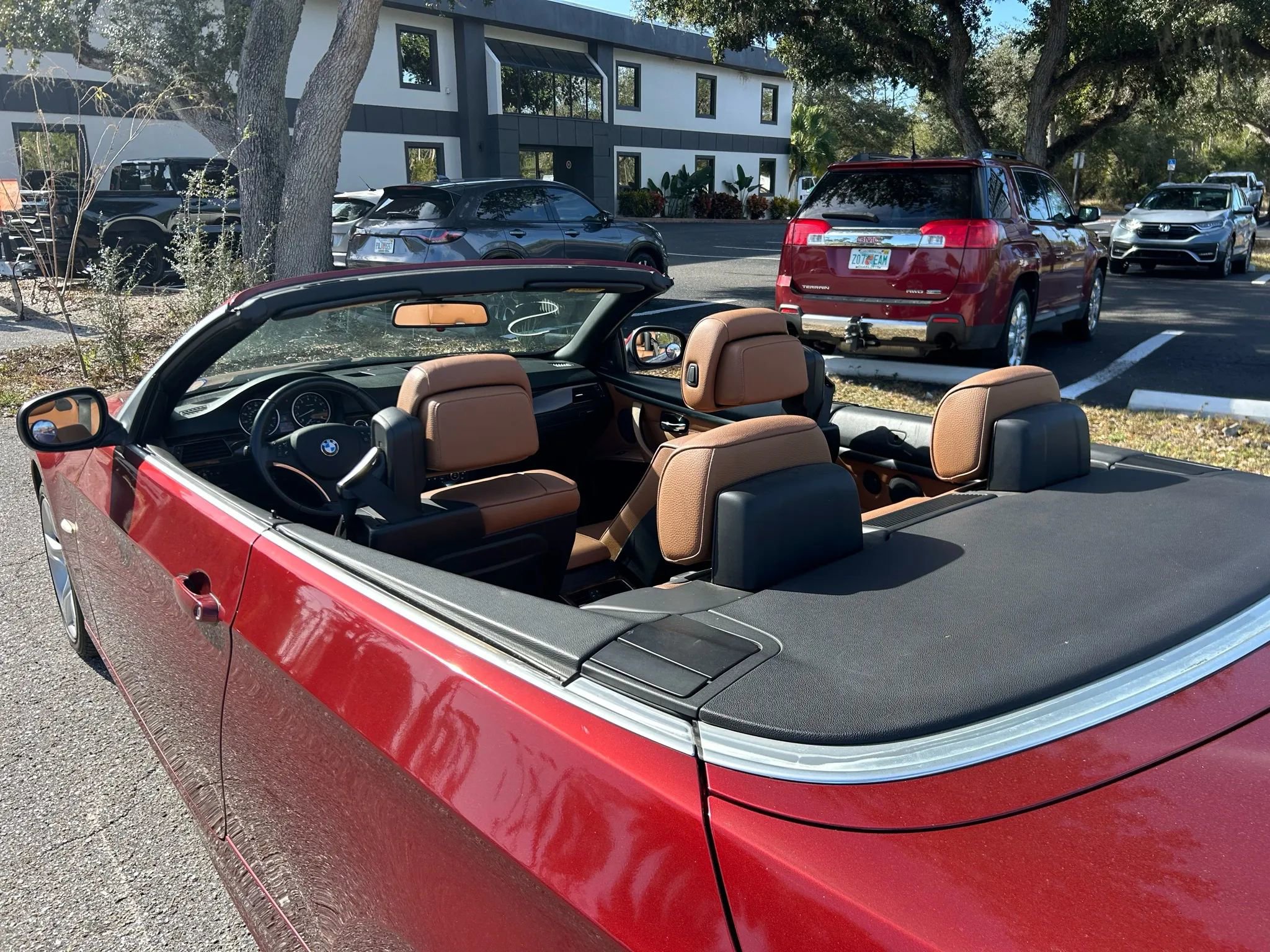 Used 2011 BMW 335i Convertible image 6