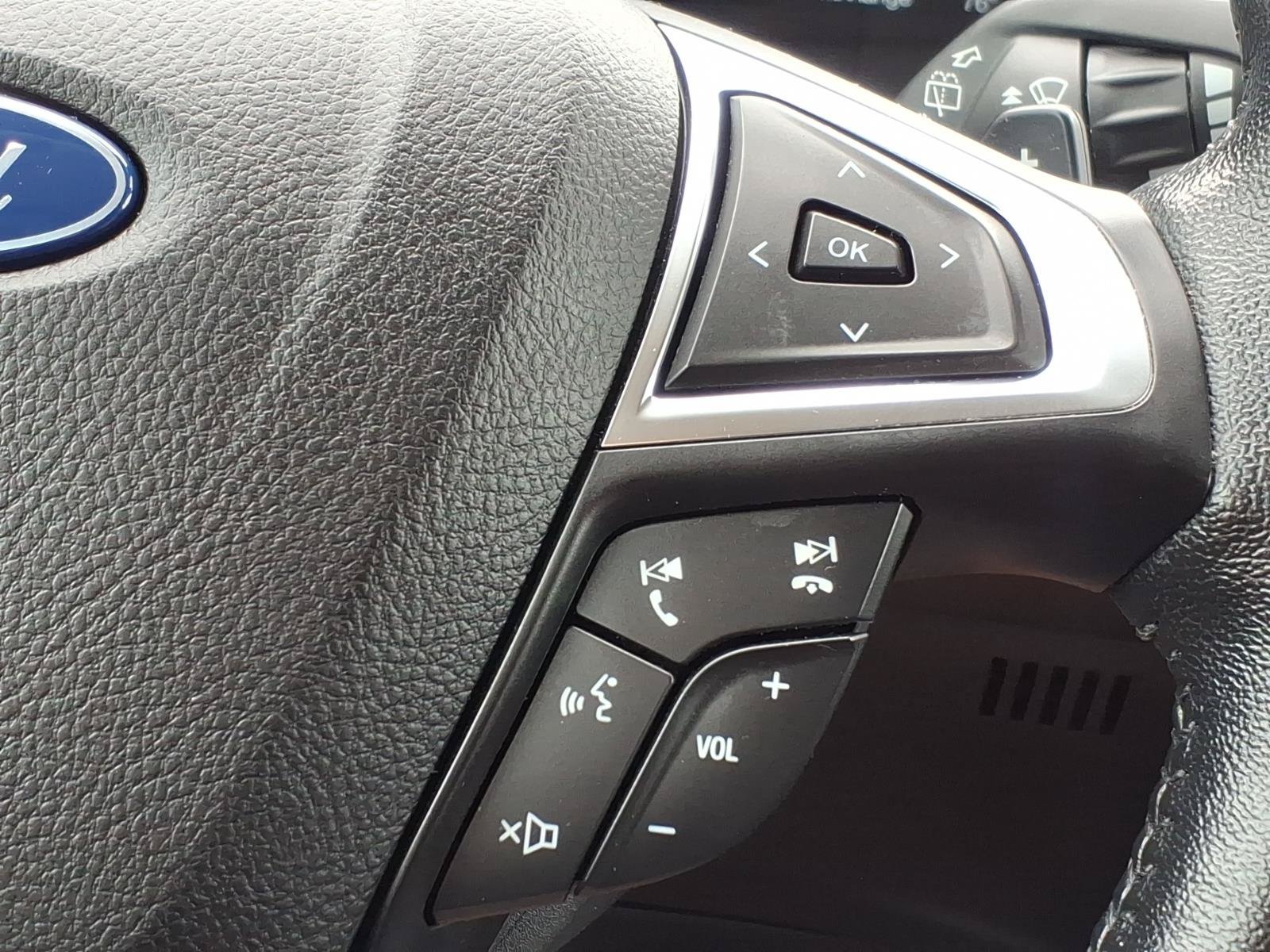 Used 2021 Ford Edge SEL w/ Convenience Package AWD/4WD image 26