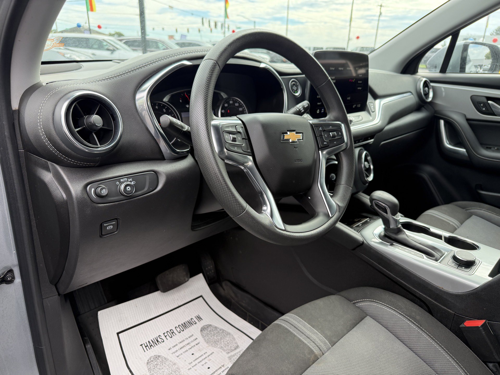 Used 2024 Chevrolet Blazer LT w/ Convenience Package FWD image 27