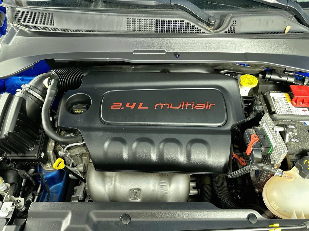 Used 2022 Jeep Compass Trailhawk AWD/4WD image 36