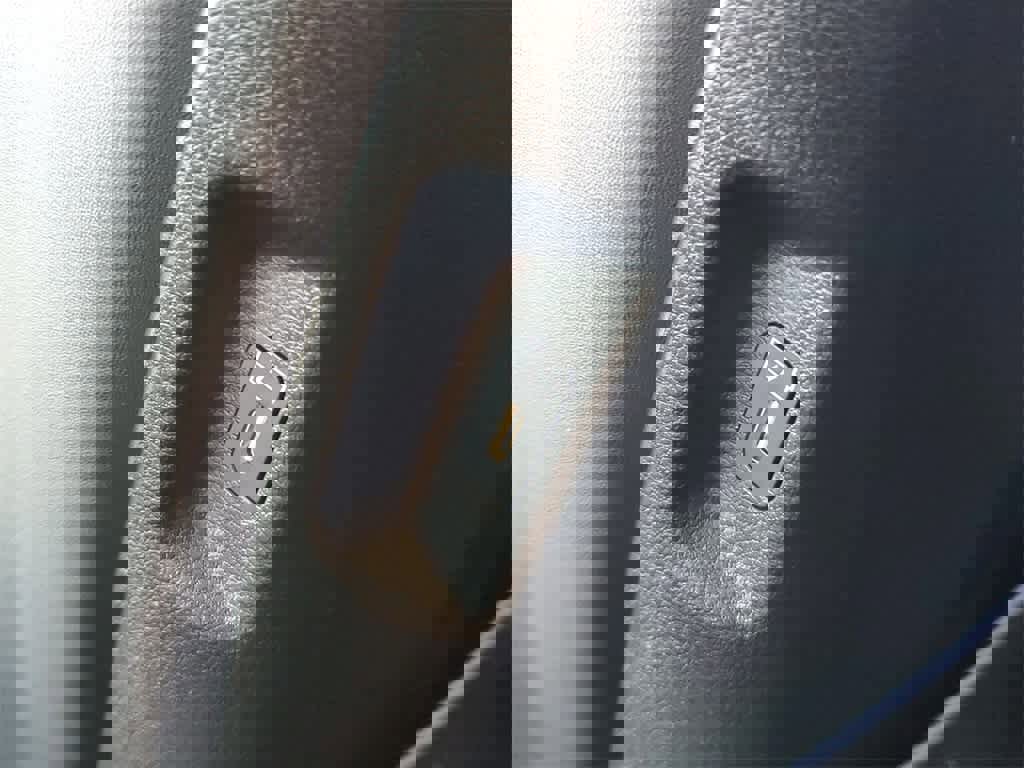 Used 2025 Hyundai Santa Fe XRT image 12