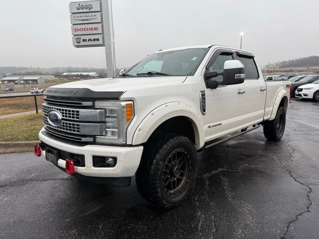 Used 2017 Ford F250 Platinum w/ Platinum Ultimate Package image 2