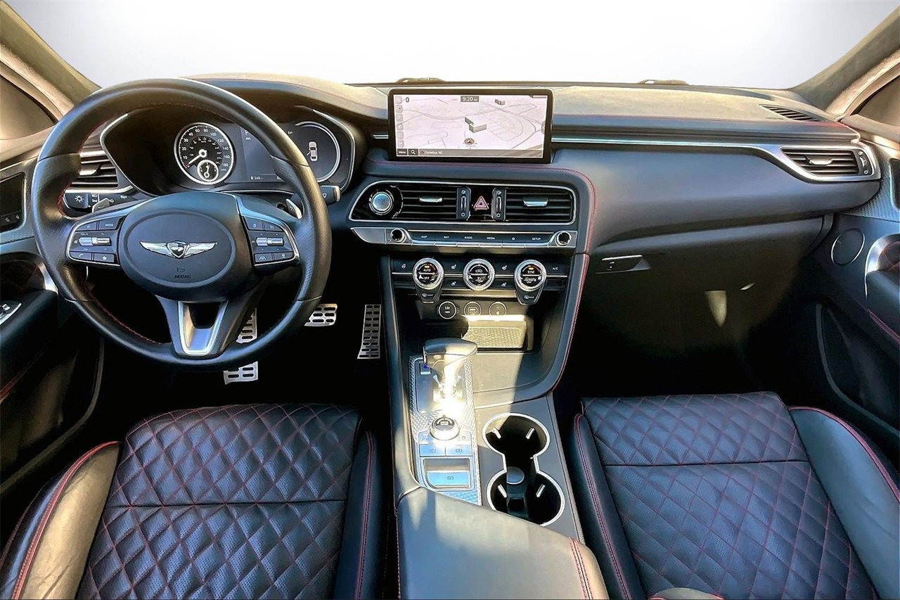 Used 2022 Genesis G70 3.3T w/ Sport Prestige Package image 14