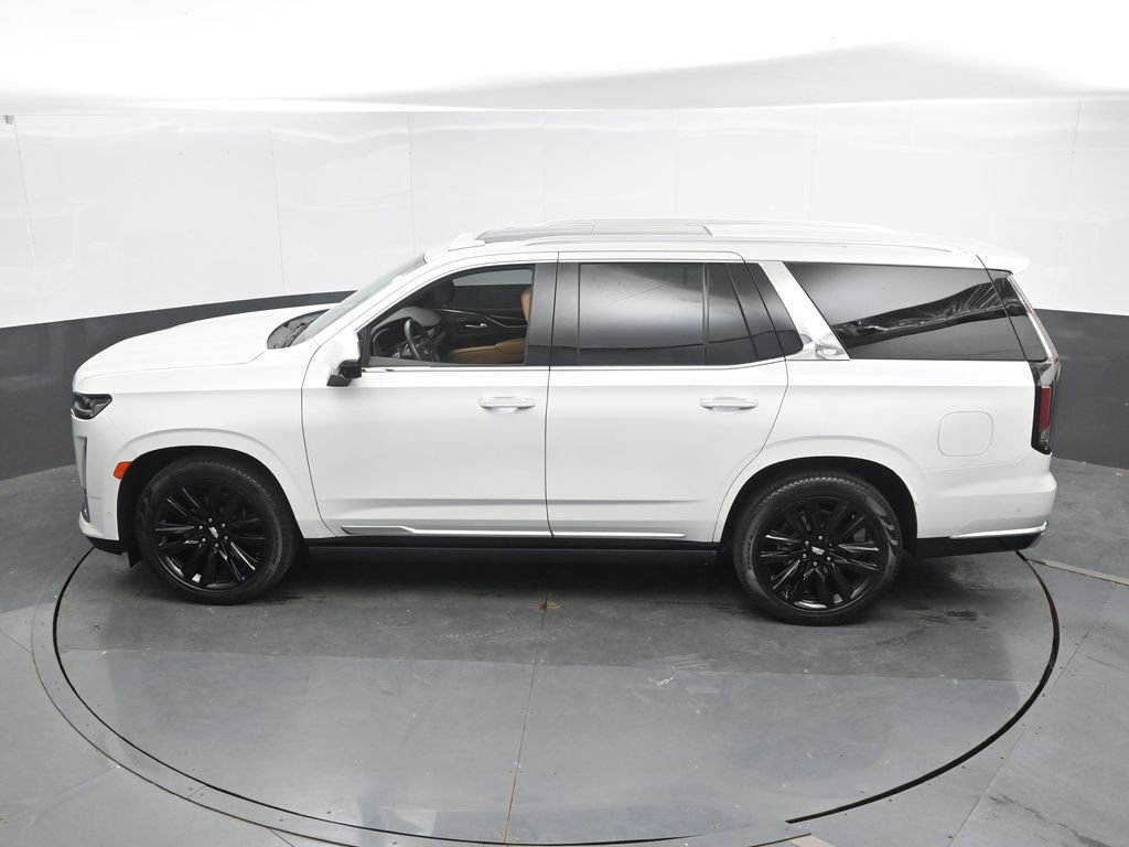 Used 2023 Cadillac Escalade Premium Luxury w/ Performance Package AWD/4WD image 40