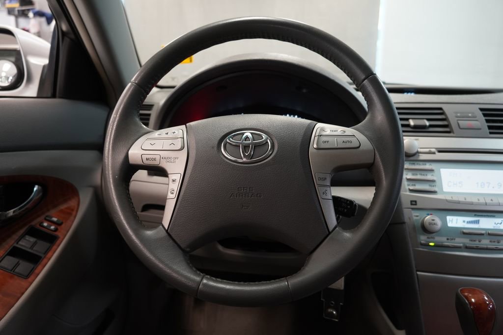 Used 2009 Toyota Camry XLE FWD image 18