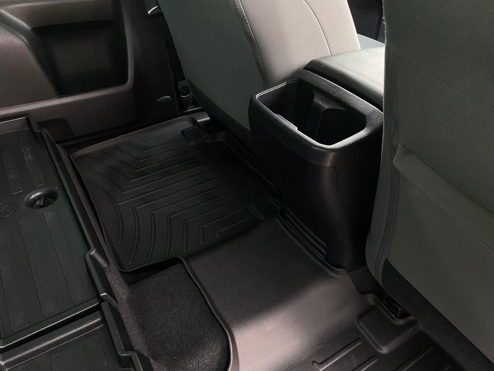 Used 2017 Toyota Tacoma SR image 18