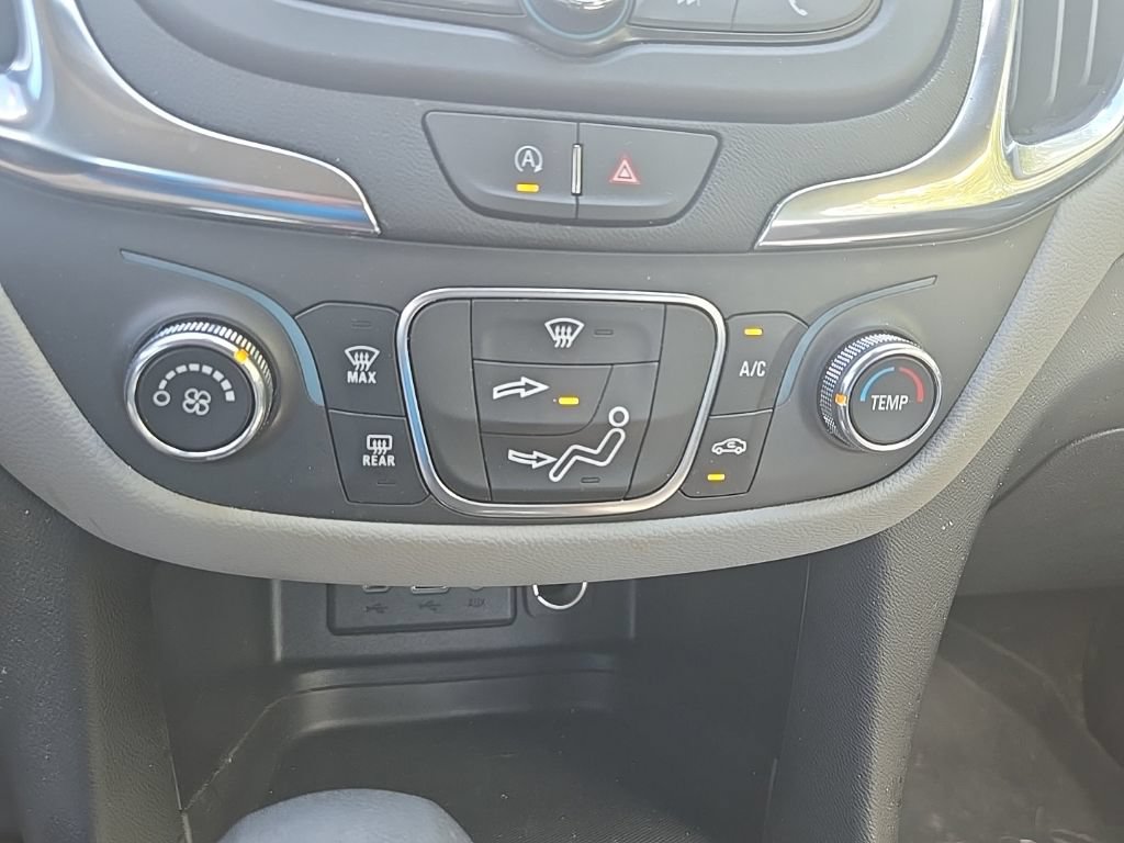 Used 2024 Chevrolet Equinox LS FWD image 19