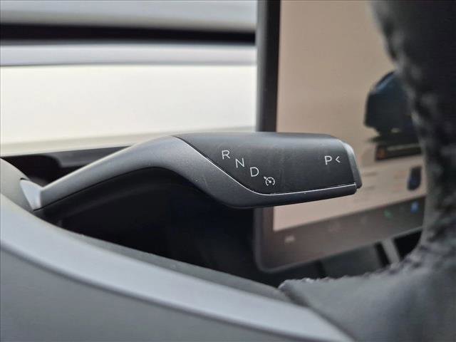 Used 2023 Tesla Model Y Long Range image 11