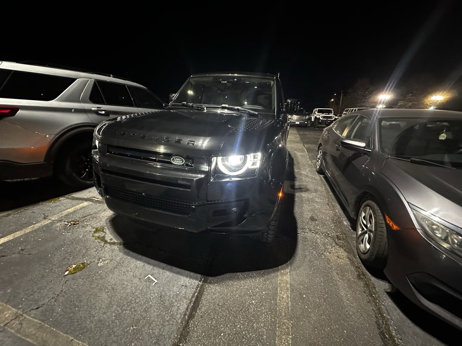 Used 2024 Land Rover Defender 110 X-Dynamic SE image 2