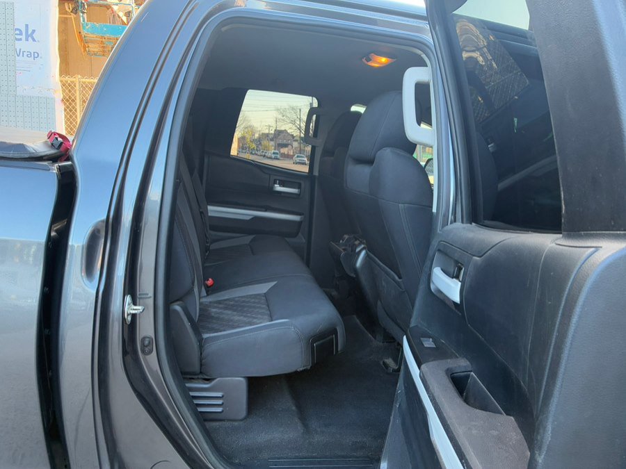 Used 2014 Toyota Tundra SR5 w/ TRD Off Road Package AWD/4WD image 11