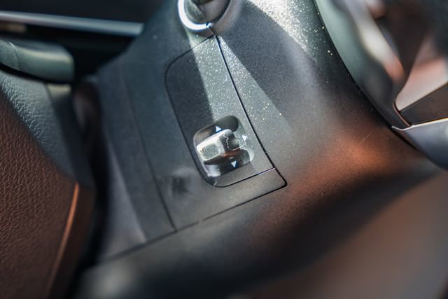 Used 2024 Mercedes-Benz GLC 43 AMG 4MATIC image 44