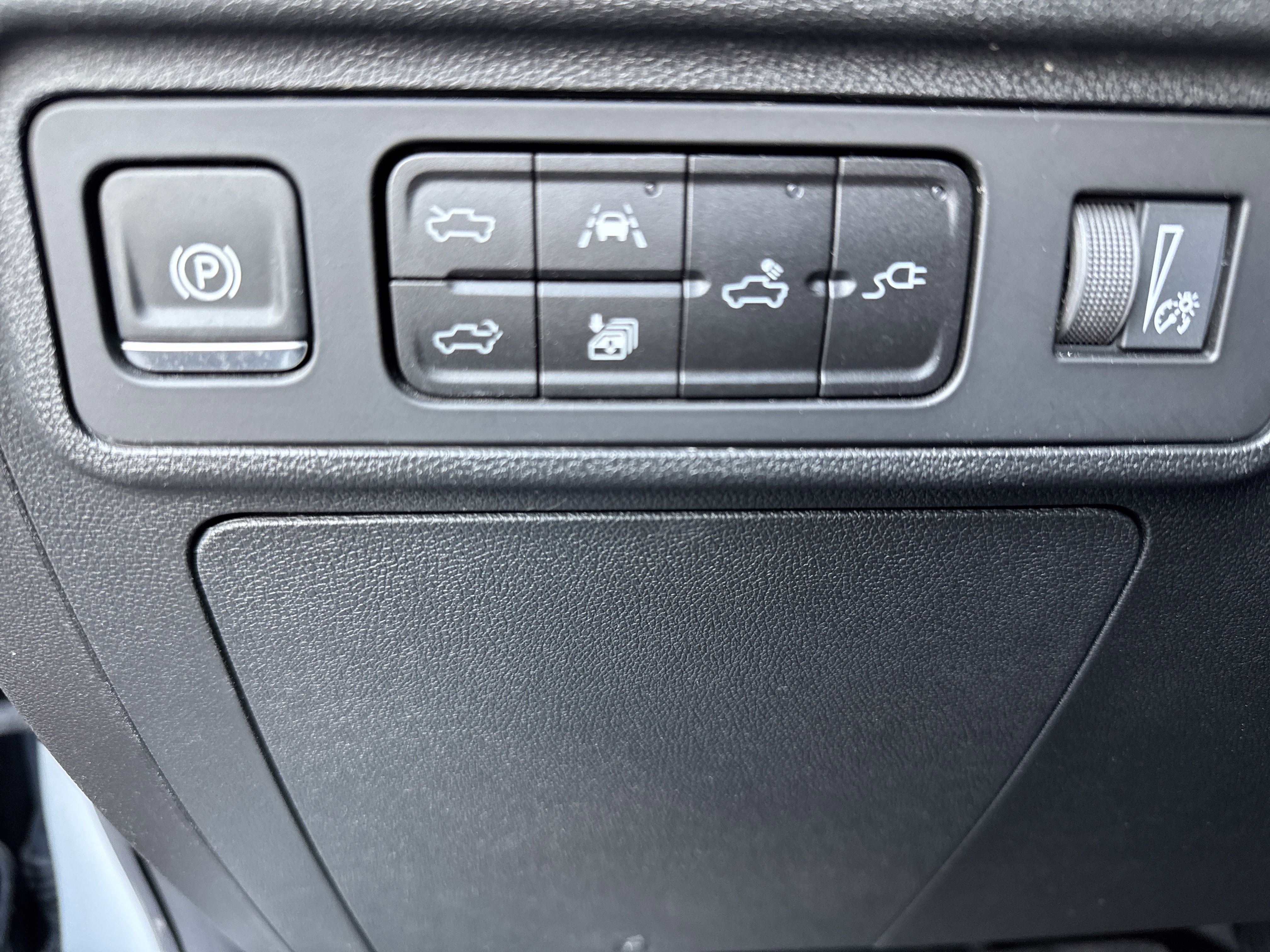 New 2025 GMC Hummer EV 2X image 18