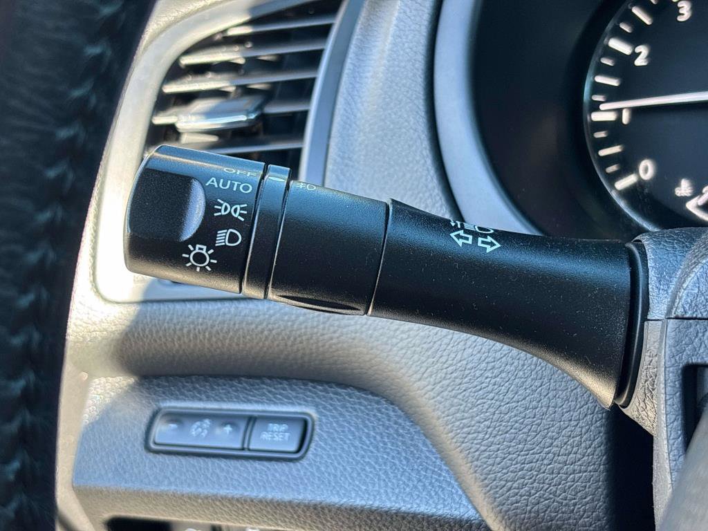 Used 2016 Nissan Altima 2.5 SV image 25