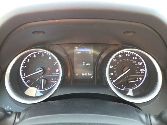 Used 2021 Toyota Camry LE image 13