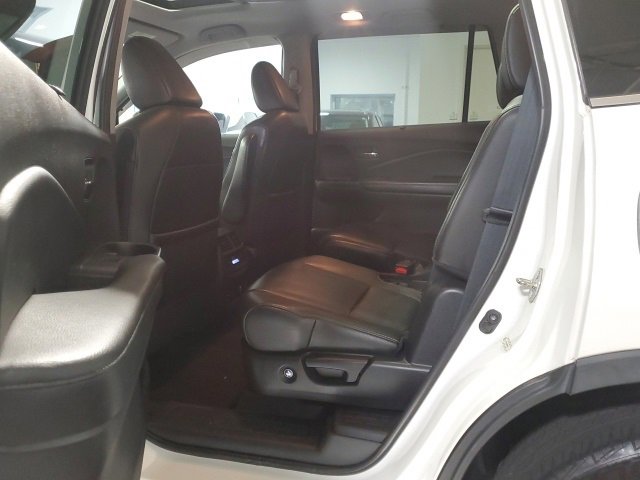 Used 2016 Honda Pilot Elite image 21