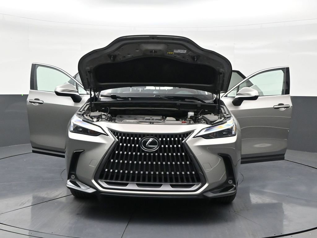 Used 2024 Lexus NX 250 FWD w/ Towing Package (2000 Lbs) image 33