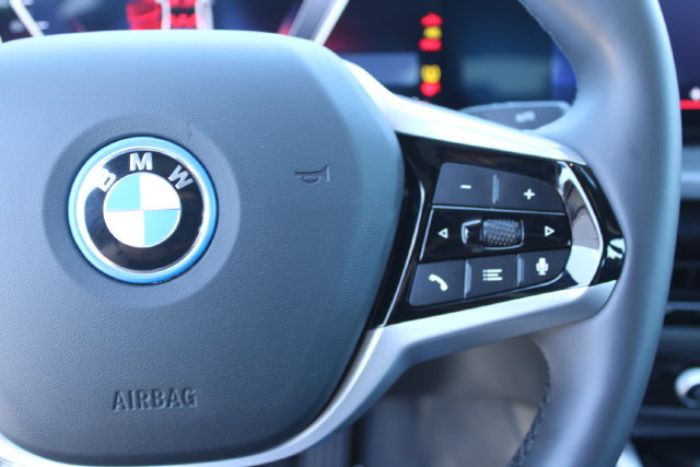Used 2025 BMW i4 eDrive40 RWD image 22